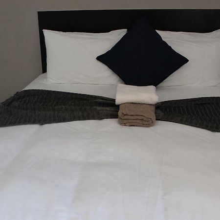 Davilla Guest House Mazenod Екстер'єр фото