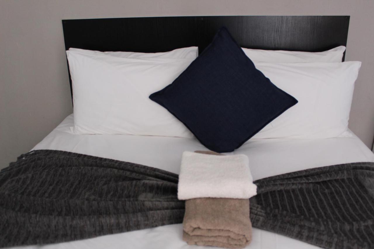 Davilla Guest House Mazenod Екстер'єр фото