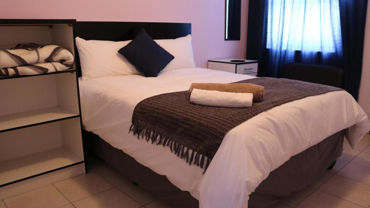 Davilla Guest House Mazenod Екстер'єр фото