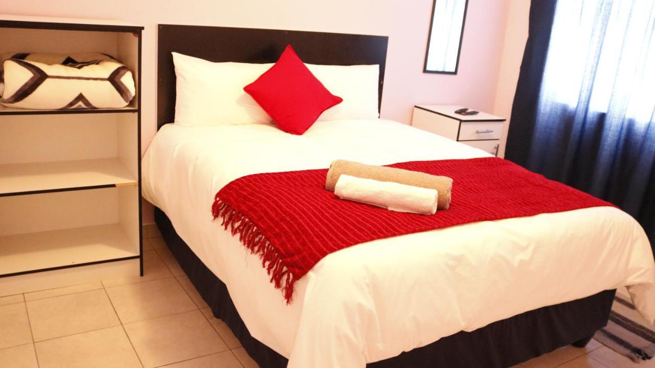 Davilla Guest House Mazenod Екстер'єр фото
